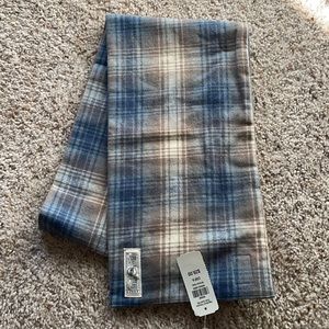 NWT L.L Beans men’s scarf